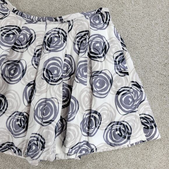 GAP Womens Skirt 16 White Blue Rosebud Abstract Swirl Pleated‎ Lined A-Line Mini - Picture 8 of 13